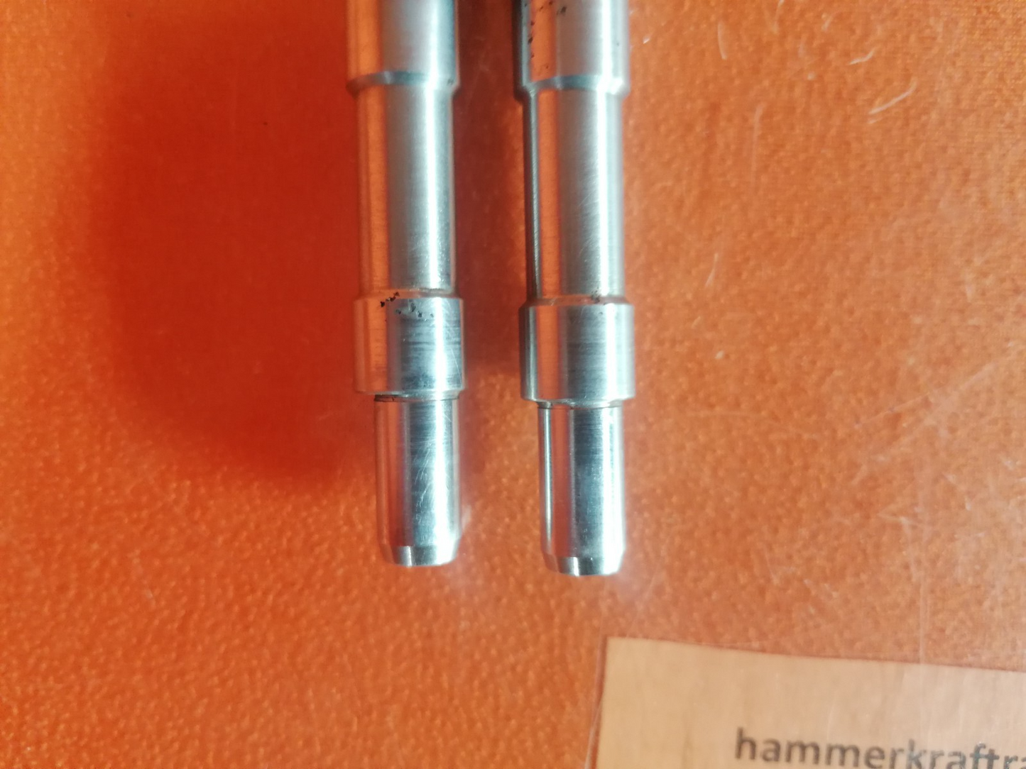 BMW R75 R80 R90 R100 Gabel Verschlussschrauben Exzenderbolzen 32076