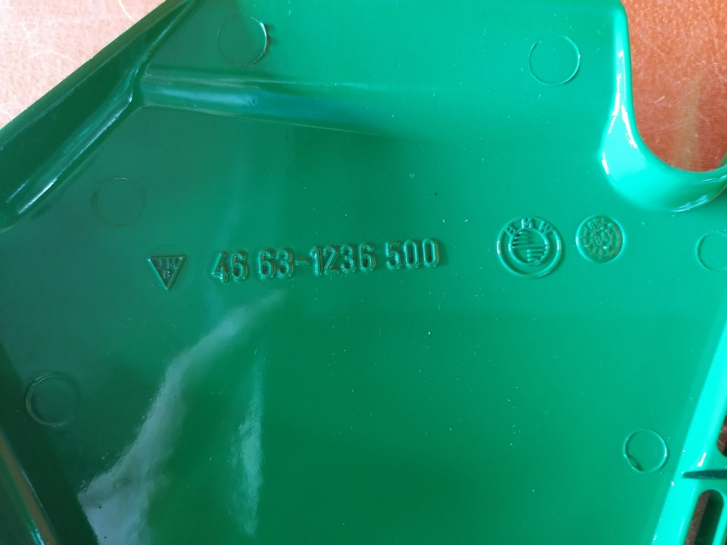 BMW R45 R65 Batterieabdeckung Seitendeckel links 34722