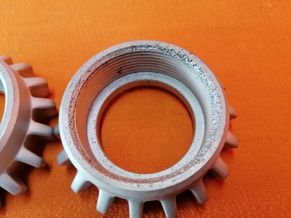 BMW R80 R100 Krümmer Muttern 33873