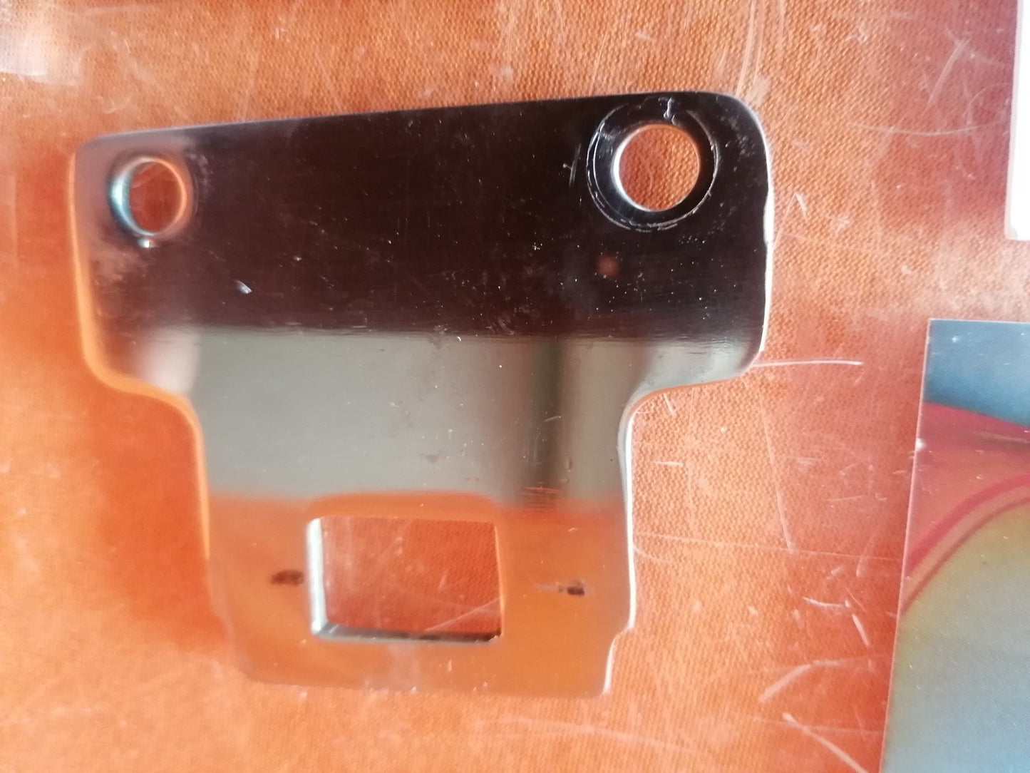 BMW R45 R75 R80 R90 R100 Kofferverriegelungsblech Haltelasche 35582