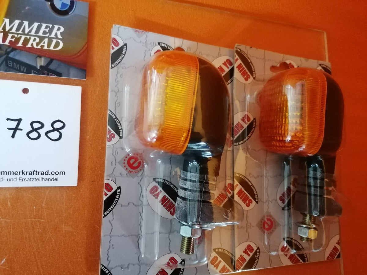 Motorrad Zubehör Blinker NEU OEM 37881
