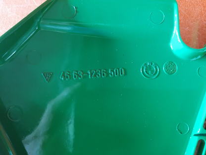 BMW R45 R65 Batterieabdeckung Seitendeckel links 34722