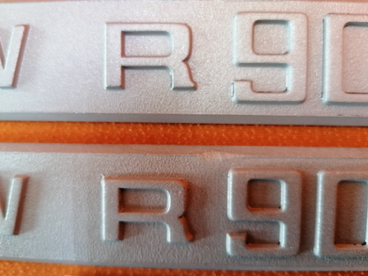 BMW R90/6 Embleme für Anlasserdeckel 33883