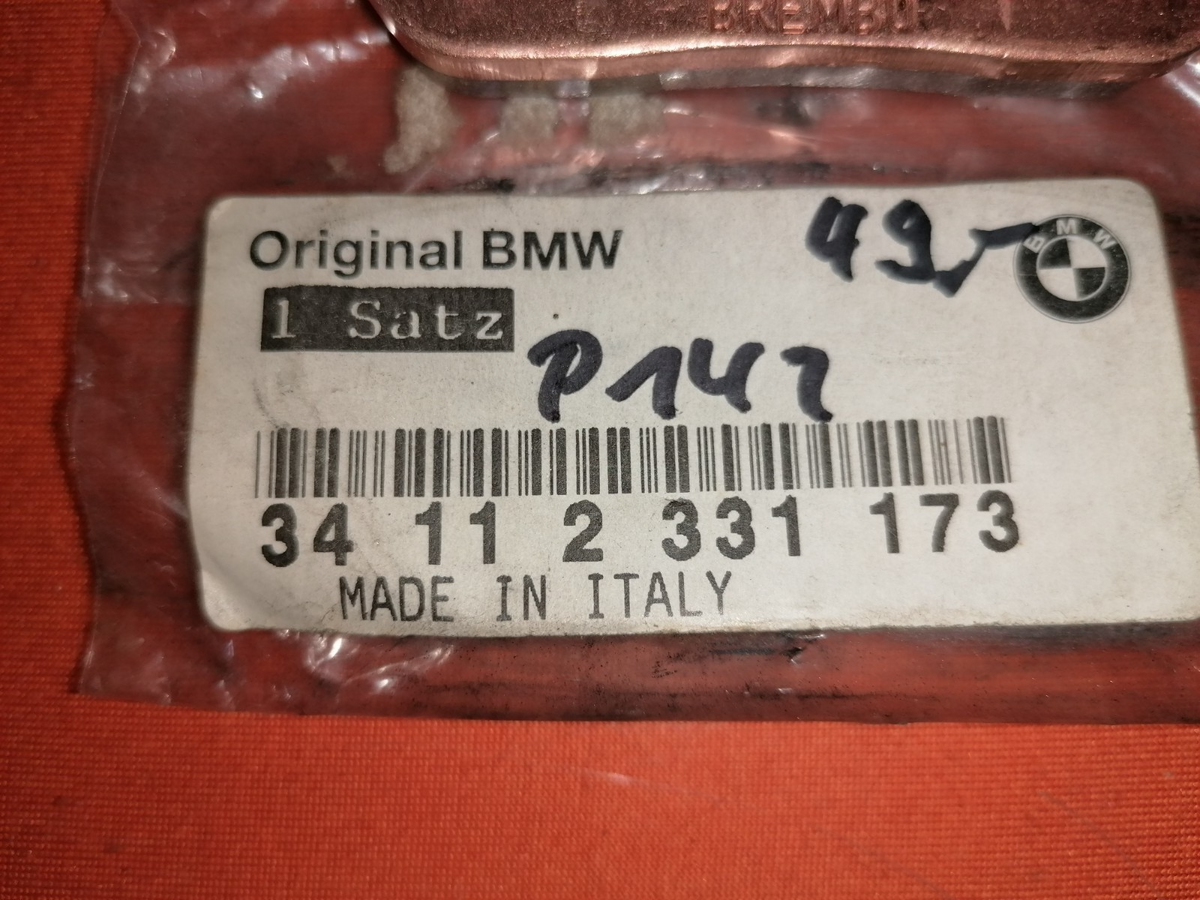 BMW K1100 K1200 R100R R1100S R1150GS Bremsbeläge BREMBO vorne NEU OEM 36882